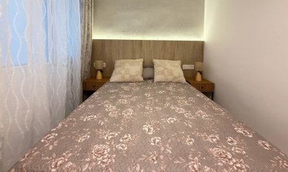 Resale - Apartment / flat - Torrevieja - Playa del Cura