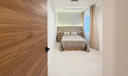 Resale - Apartment / flat - Torrevieja - Playa del Cura