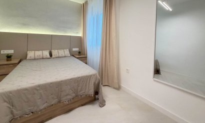 Resale - Apartment / flat - Torrevieja - Playa del Cura