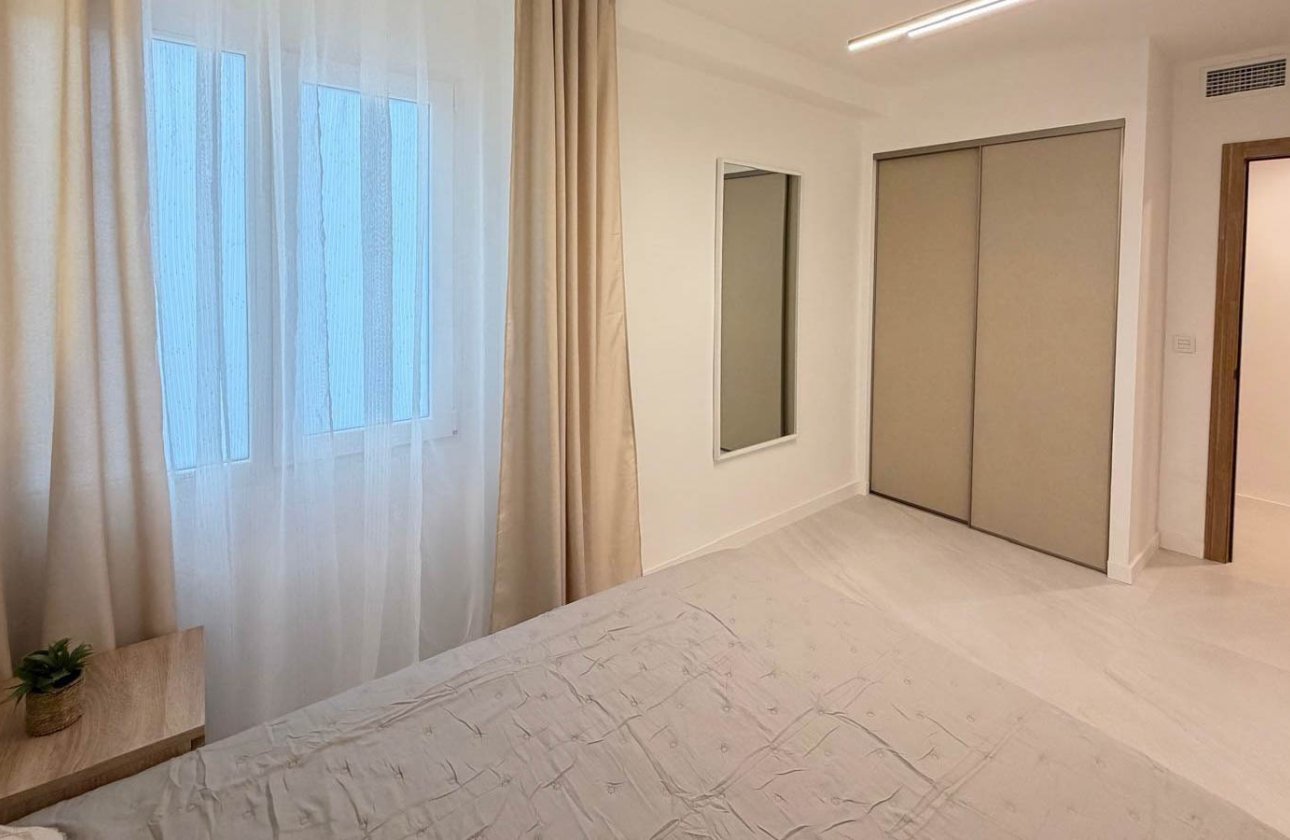 Resale - Apartment / flat - Torrevieja - Playa del Cura
