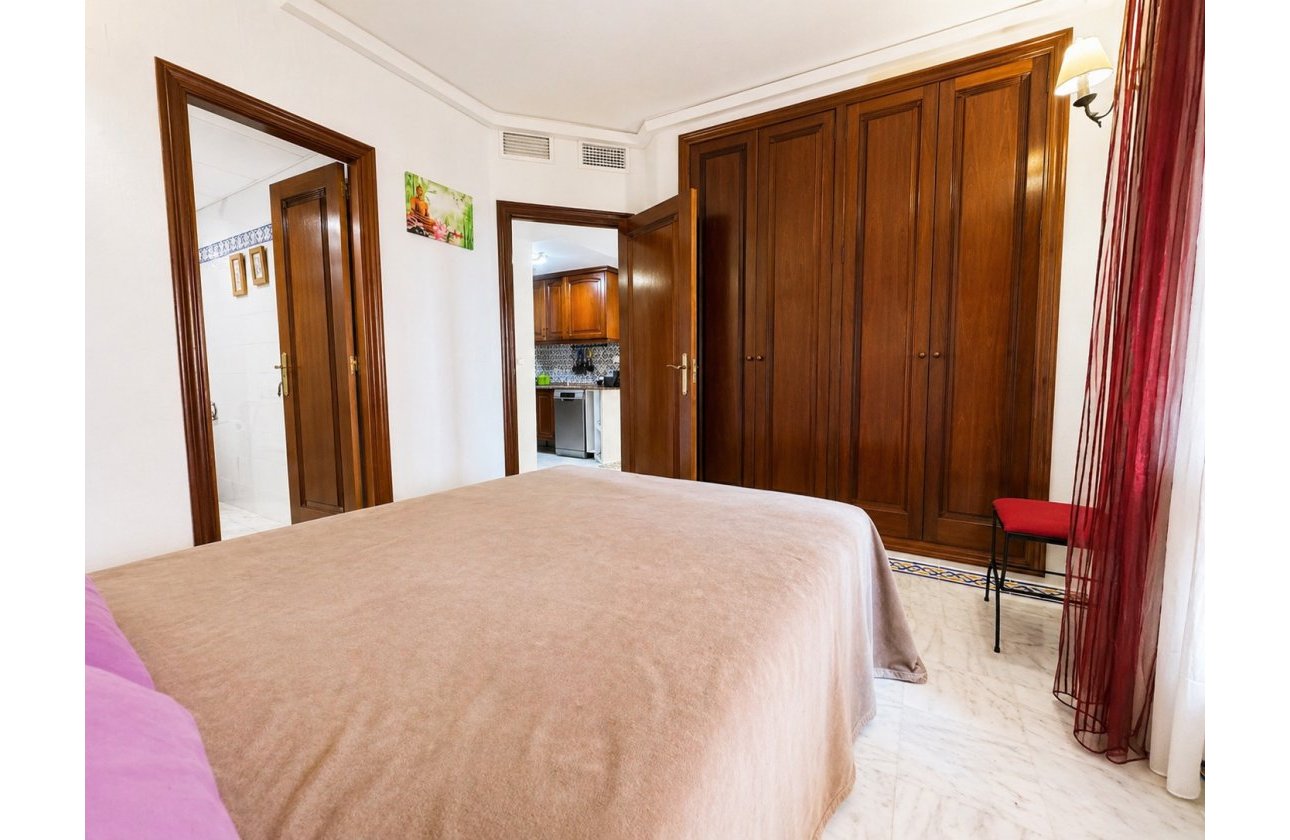 Resale - Apartment / flat - Torrevieja - Playa de los Locos