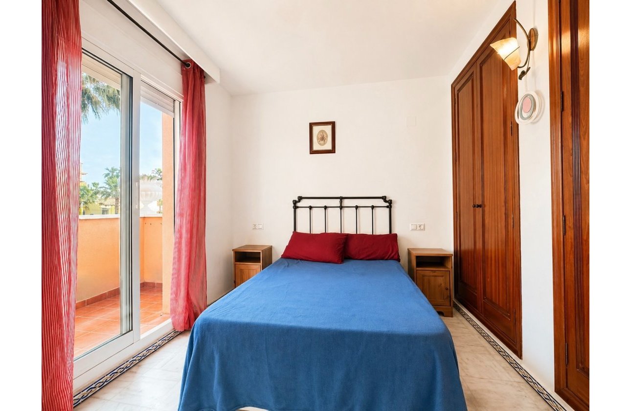 Resale - Apartment / flat - Torrevieja - Playa de los Locos