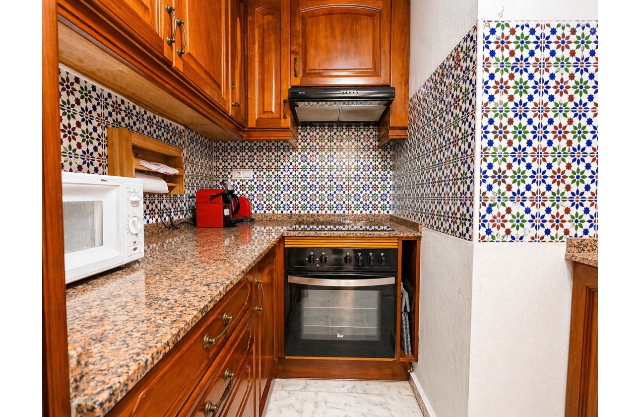 Resale - Apartment / flat - Torrevieja - Playa de los Locos