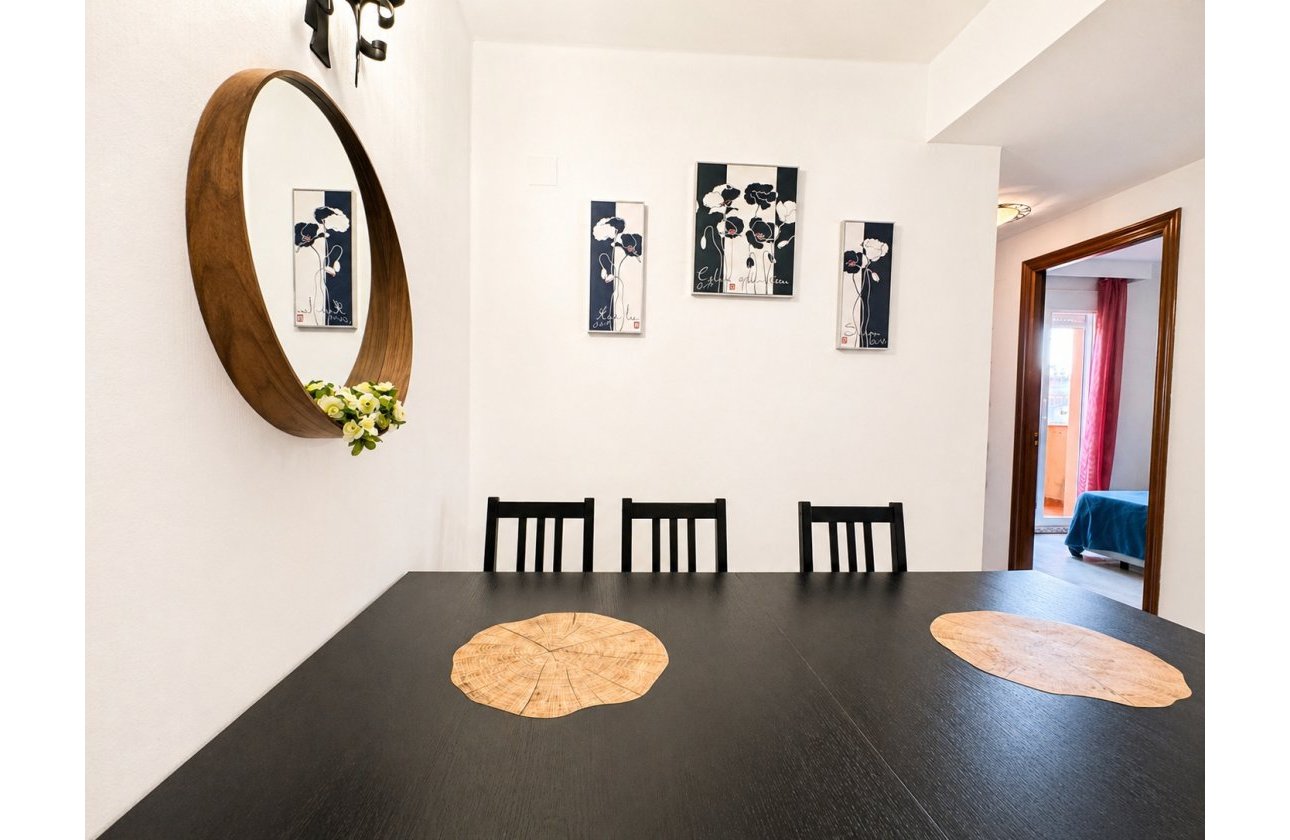 Resale - Apartment / flat - Torrevieja - Playa de los Locos