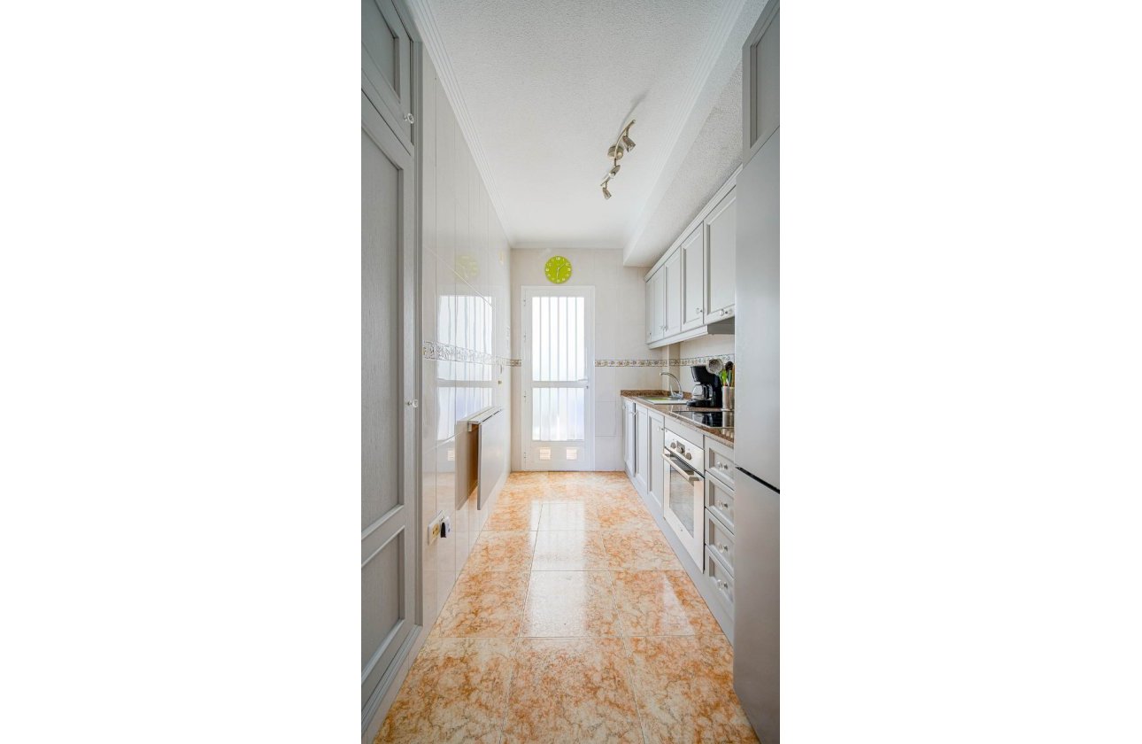 Resale - Apartment / flat - Punta Prima - La Ciñuelica