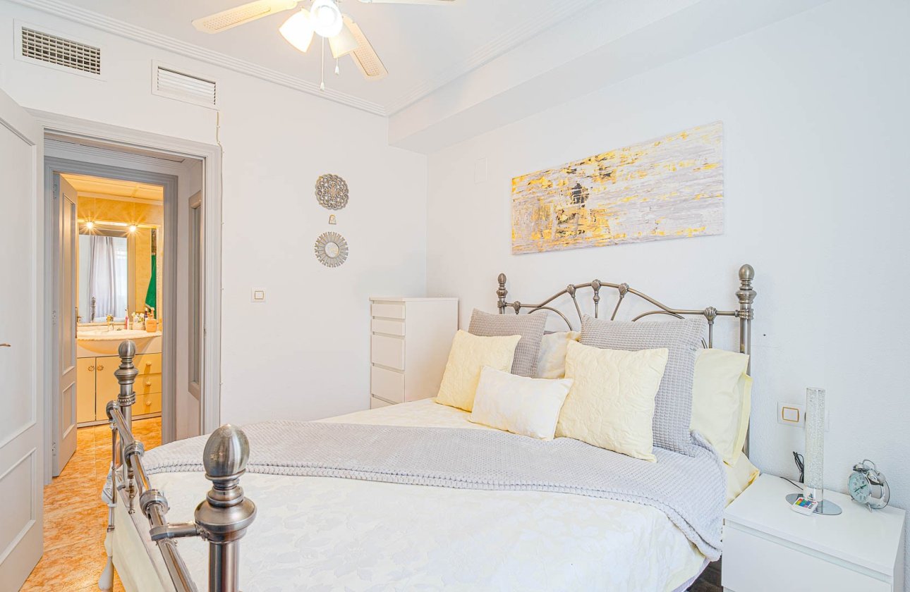 Resale - Apartment / flat - Punta Prima - La Ciñuelica