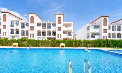 Resale - Apartment / flat - Punta Prima - La Ciñuelica