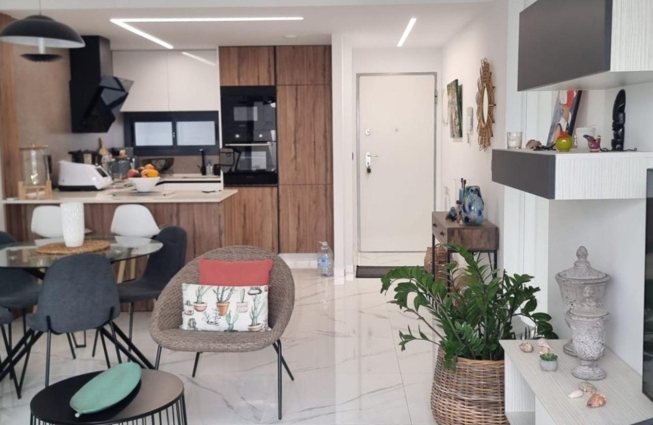 Resale - Bungalow - Guardamar del Segura - EL RASO