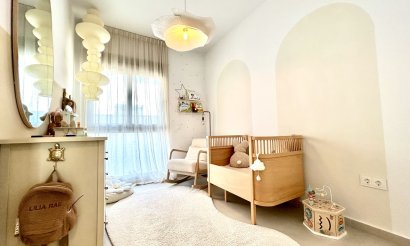 Revente - Villa - Las Filipinas
