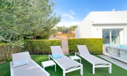 Resale - Villa - Las Colinas Golf Resort