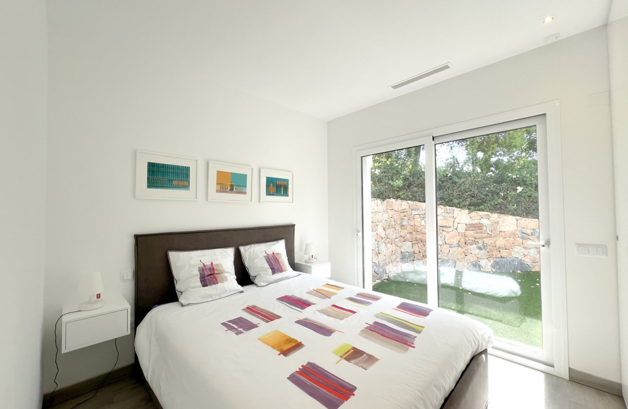 Resale - Villa - Las Colinas Golf Resort