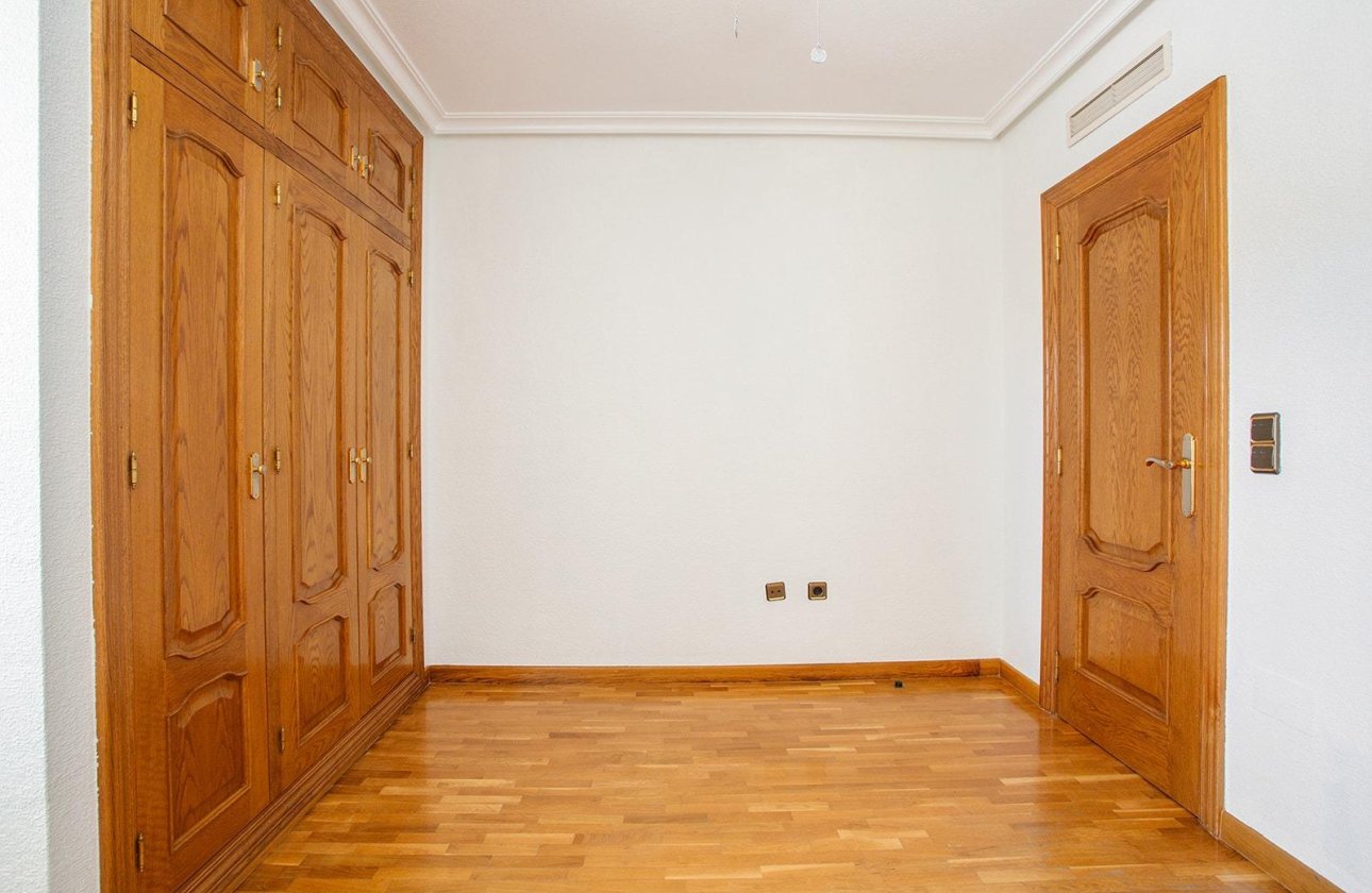Resale - Villa - Torrevieja - Torreta Florida