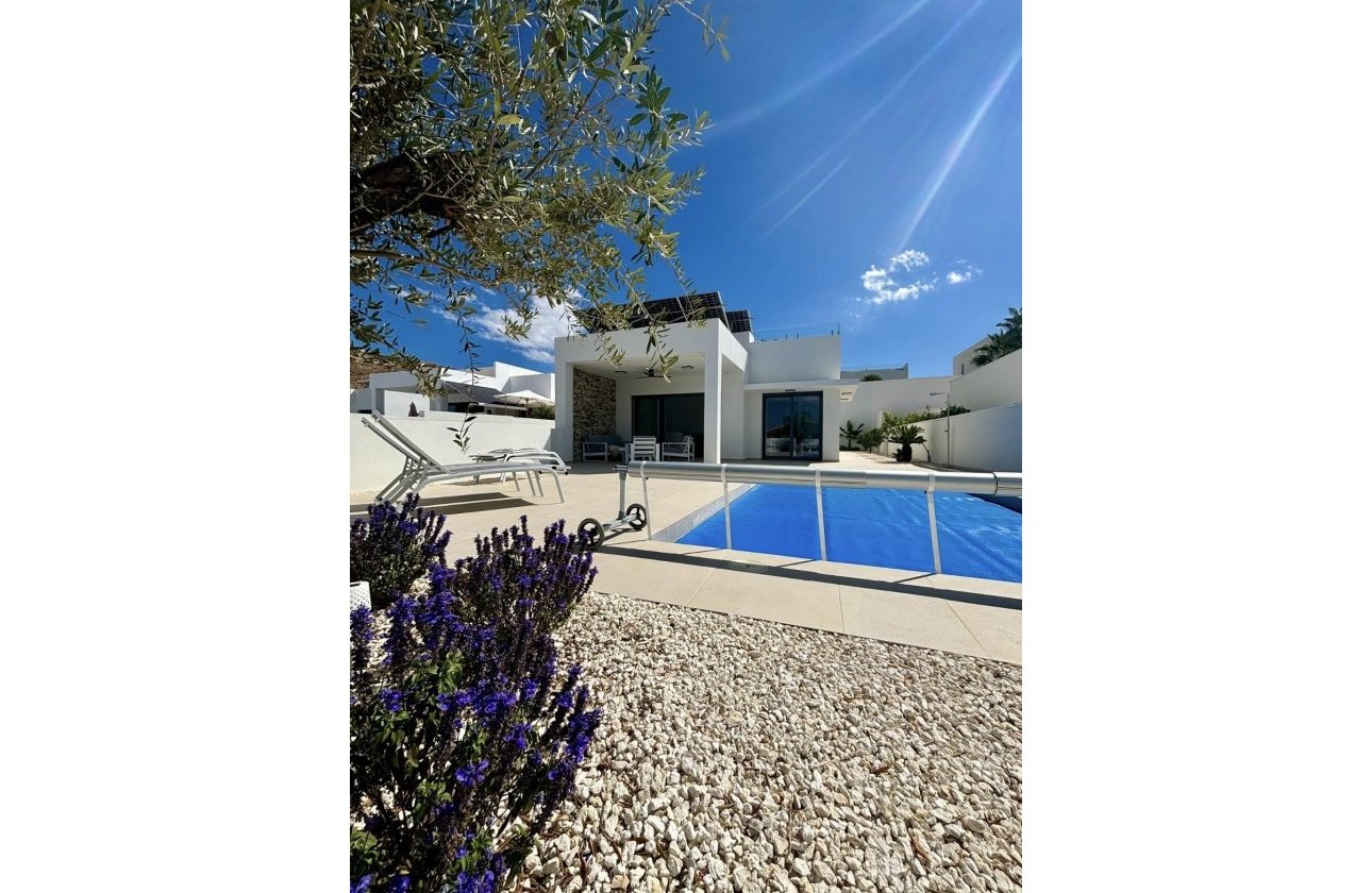 Reventa - Villa - Benijofar