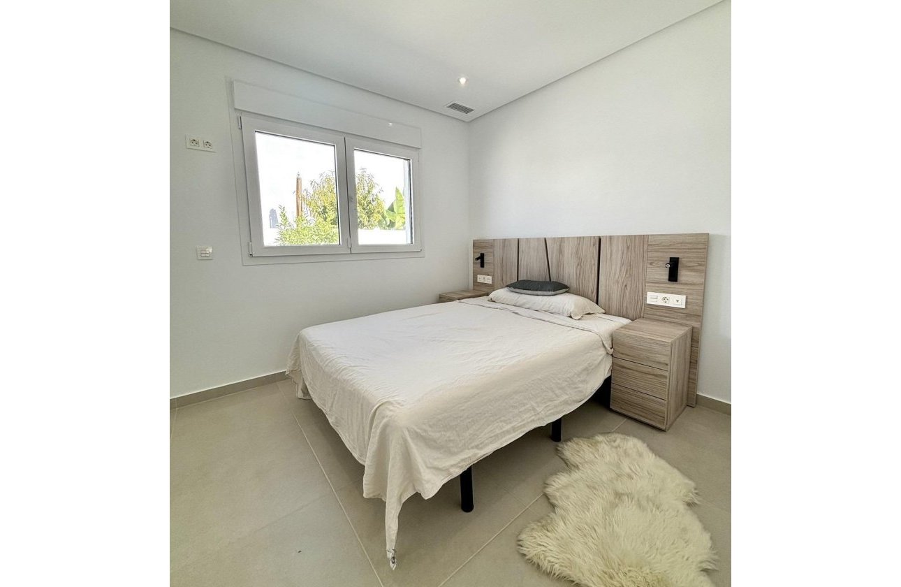 Reventa - Villa - Benijofar