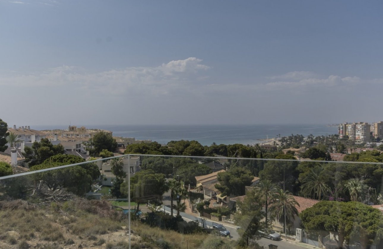 Resale - Villa - Orihuela Costa - Campoamor