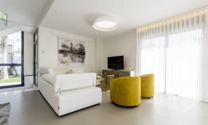 Resale - Villa - Orihuela Costa - Campoamor