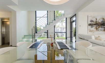 Resale - Villa - Orihuela Costa - Campoamor