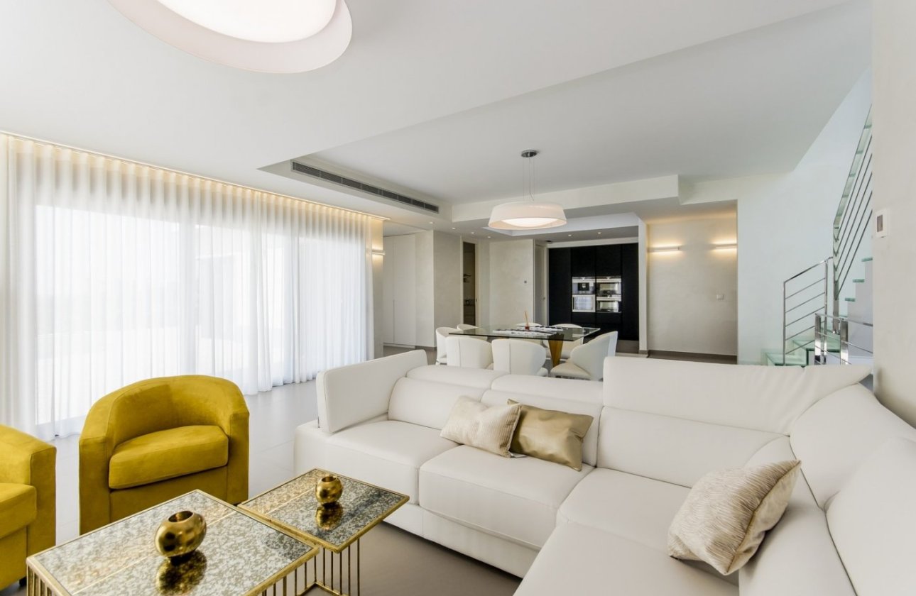 Resale - Villa - Orihuela Costa - Campoamor