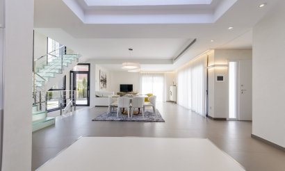Resale - Villa - Orihuela Costa - Campoamor