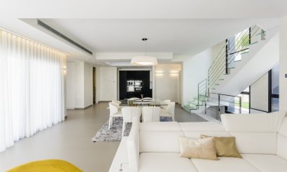 Resale - Villa - Orihuela Costa - Campoamor
