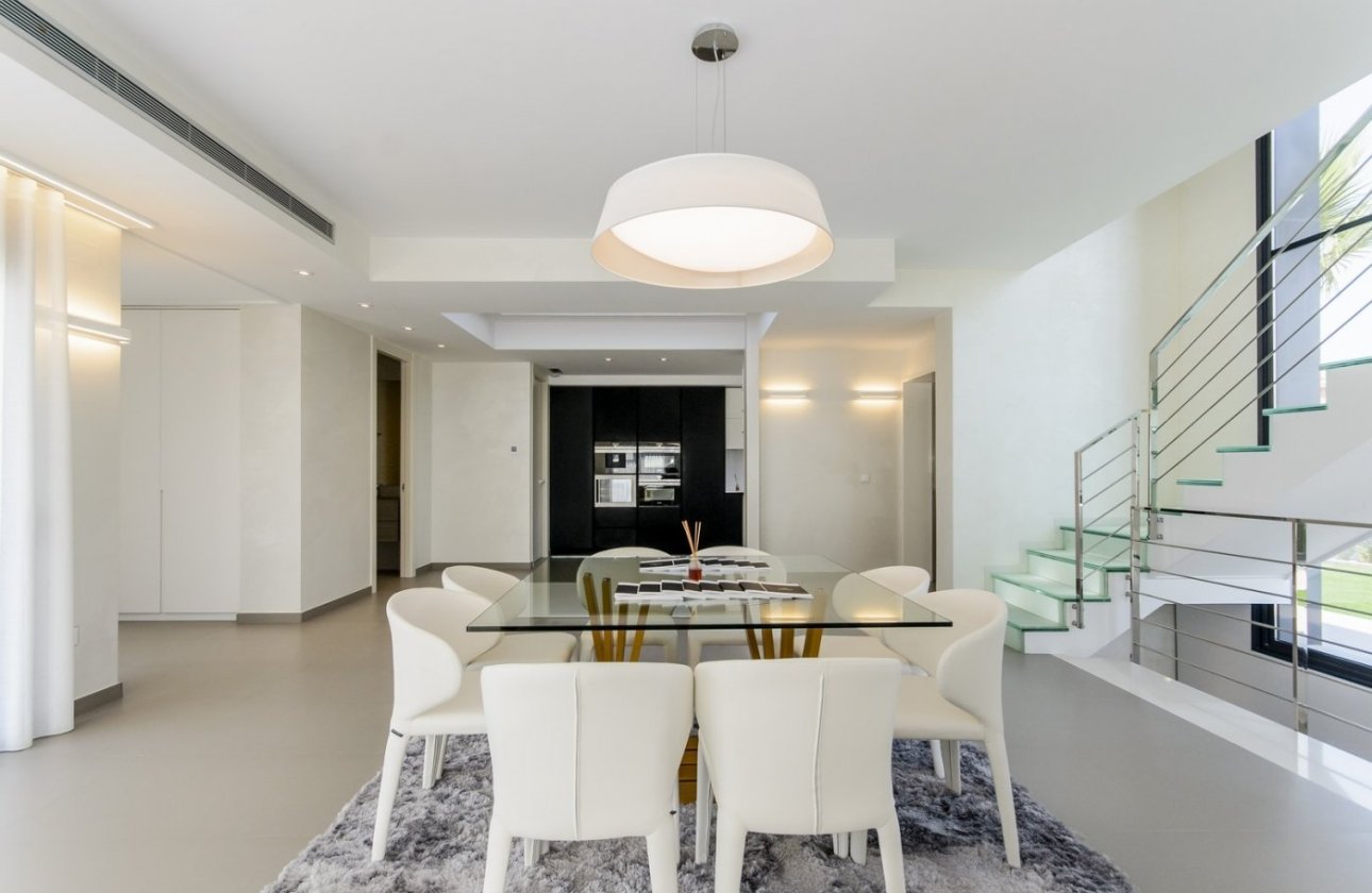 Resale - Villa - Orihuela Costa - Campoamor