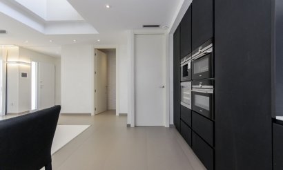 Resale - Villa - Orihuela Costa - Campoamor