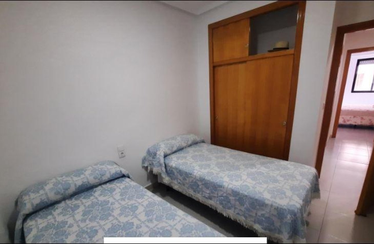 Resale - Apartment / flat - Torrevieja - La Mata