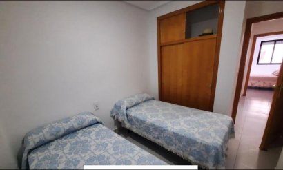 Resale - Apartment / flat - Torrevieja - La Mata