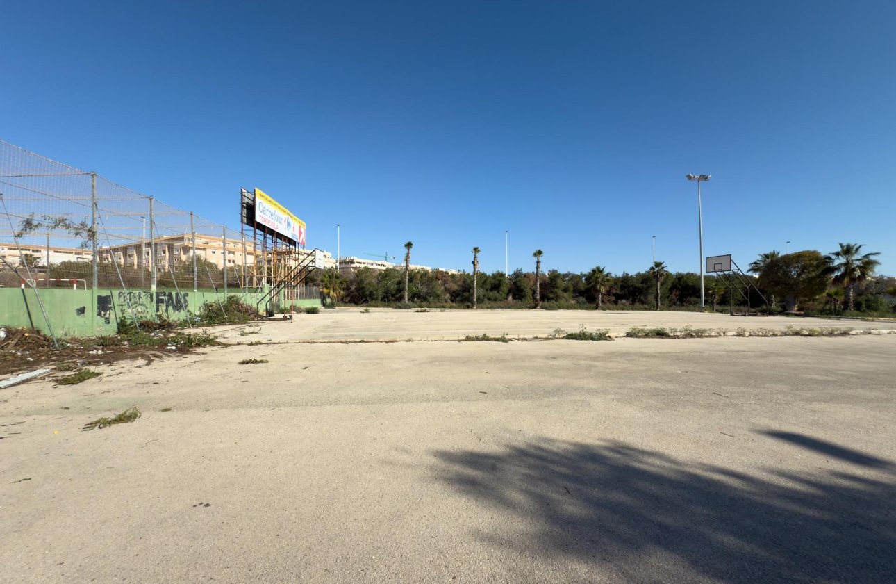 Resale - Bungalow - Torrevieja - Parque de Las Naciones