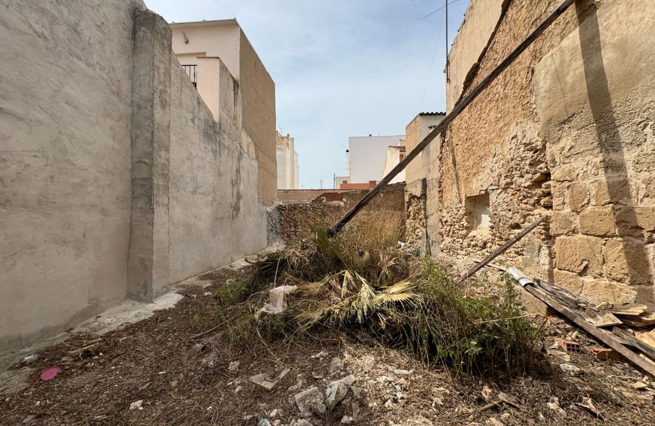 Reventa - Parcela / Terreno - Torrevieja - Centro