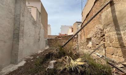 Reventa - Parcela / Terreno - Torrevieja - Centro