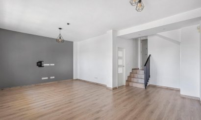 Resale - Villa - Torrevieja - Aguas Nuevas