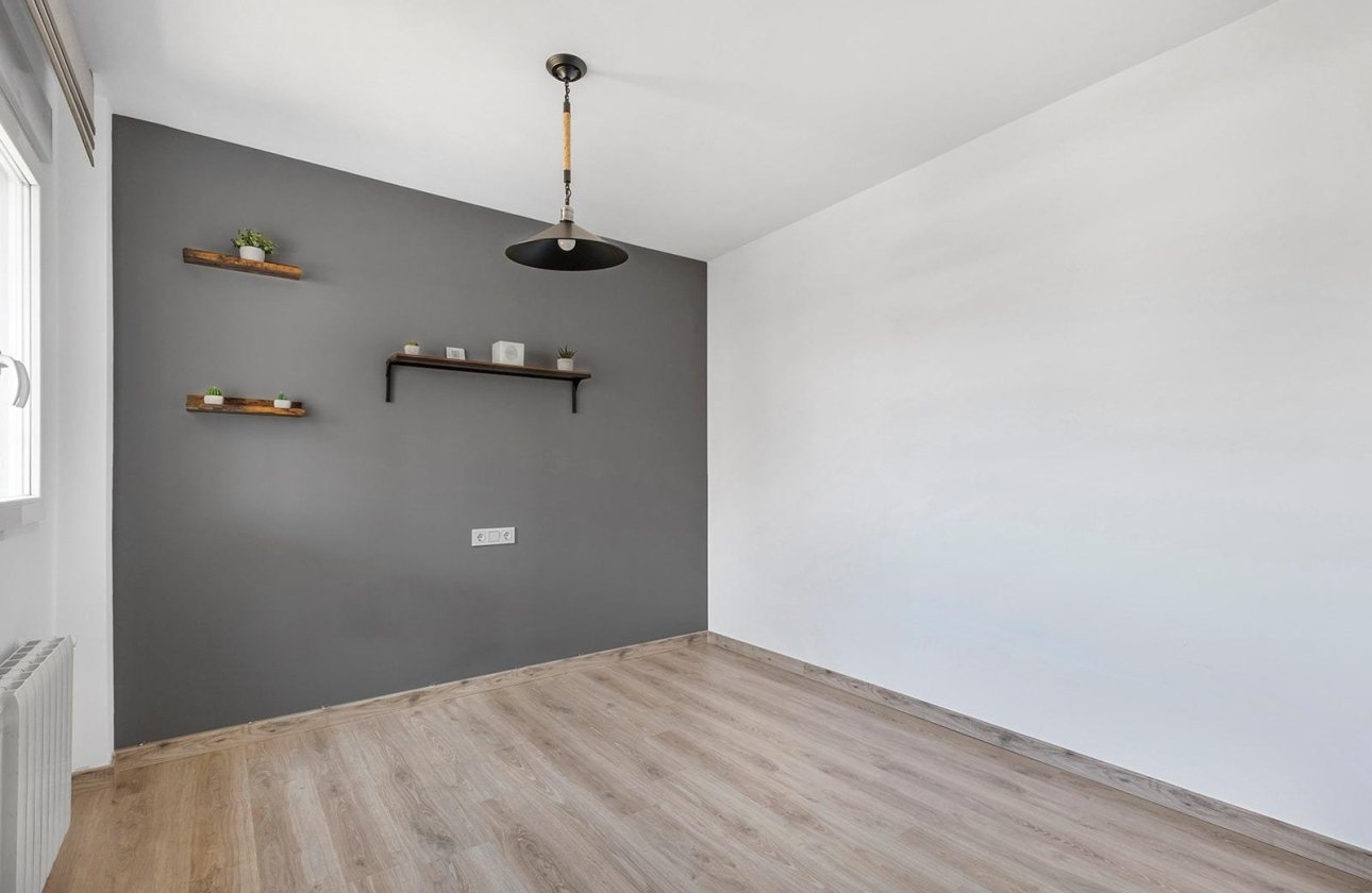 Resale - Villa - Torrevieja - Aguas Nuevas