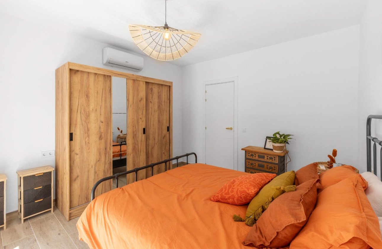 Resale - Townhouse - Torrevieja - Centro - Muelle Pesquero
