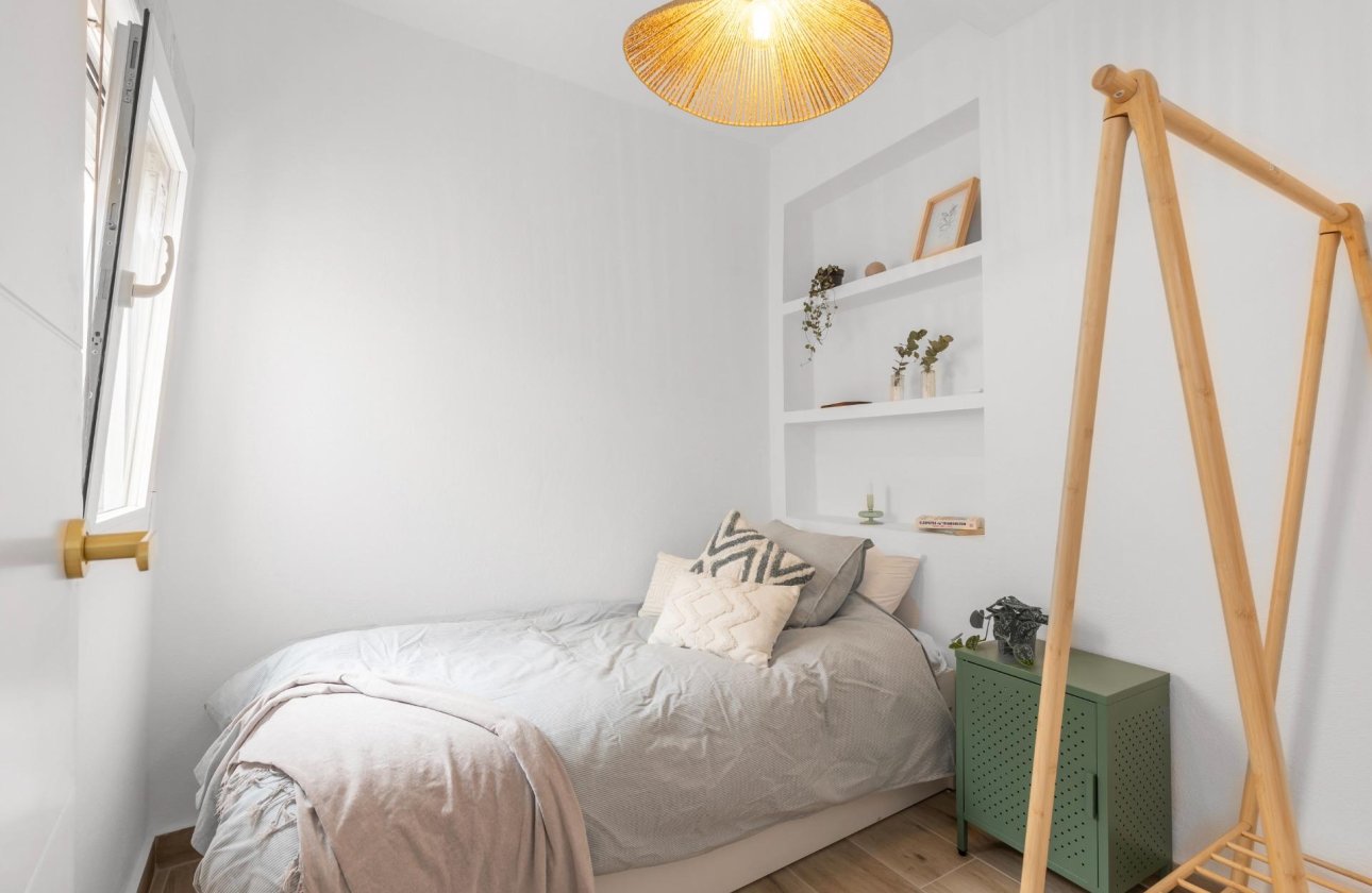 Resale - Townhouse - Torrevieja - Centro - Muelle Pesquero
