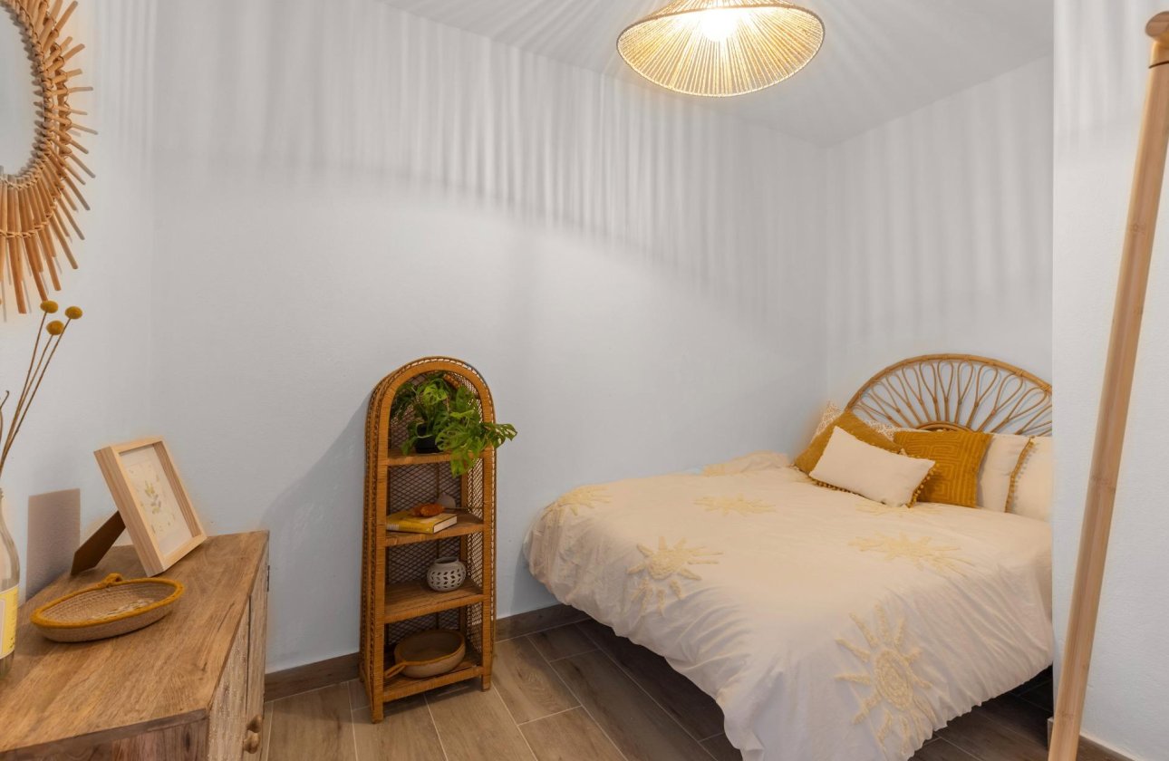 Resale - Townhouse - Torrevieja - Centro - Muelle Pesquero