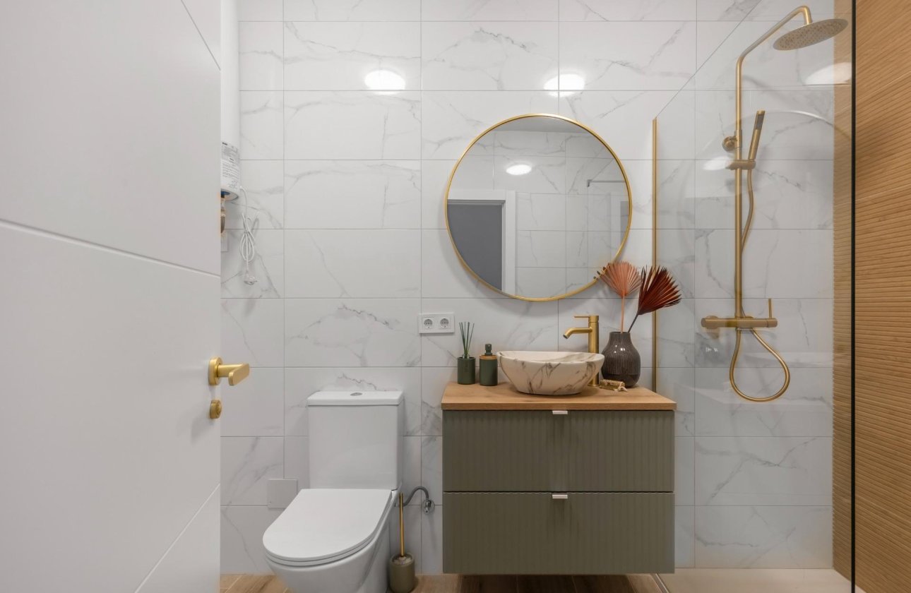 Resale - Townhouse - Torrevieja - Centro - Muelle Pesquero