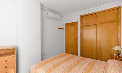 Revente - Appartement - Torrevieja - Centro