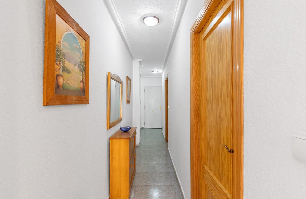 Revente - Appartement - Torrevieja - Centro