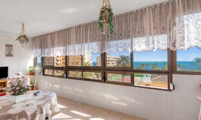Resale - Apartment / flat - Torrevieja - La Mata