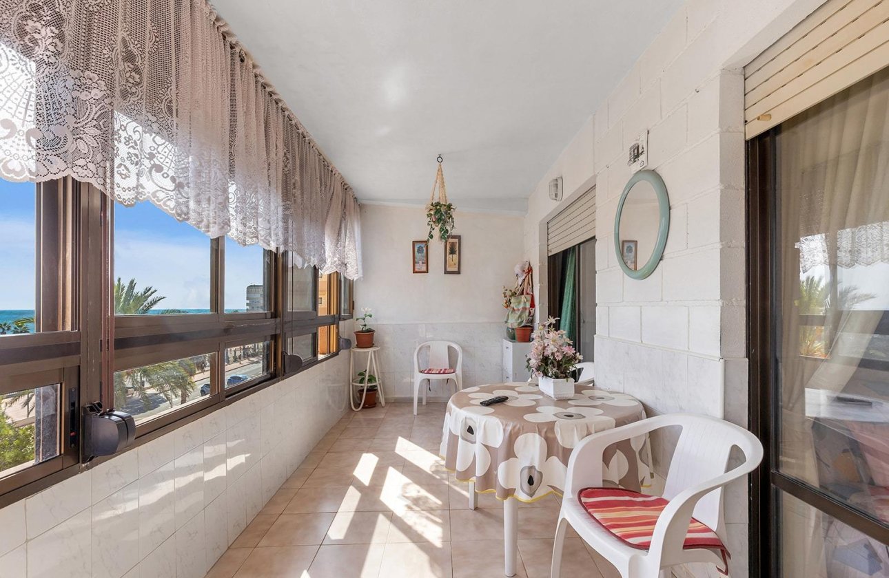 Resale - Apartment / flat - Torrevieja - La Mata