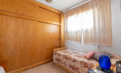 Resale - Apartment / flat - Torrevieja - La Mata