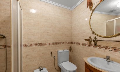 Resale - Apartment / flat - Torrevieja - Estacion de autobuses