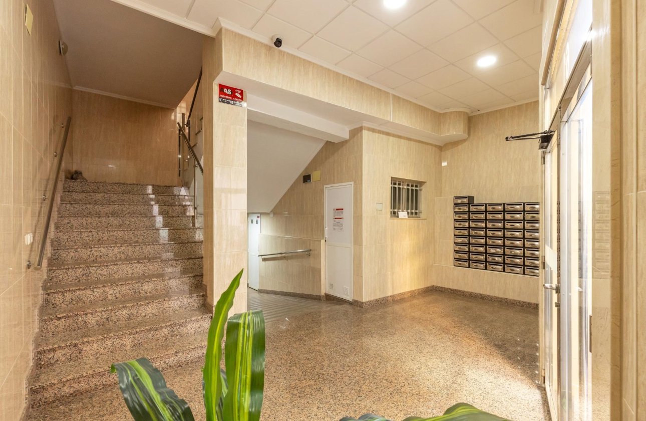 Reventa - Apartamento / piso - Torrevieja - Habaneras