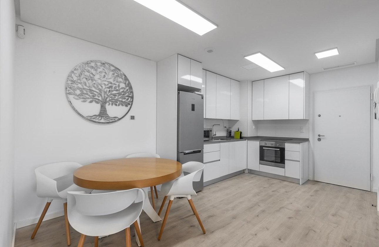 Resale - Apartment / flat - Orihuela Costa - Los Dolses