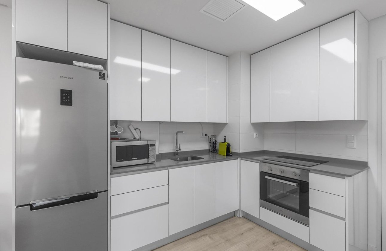 Resale - Apartment / flat - Orihuela Costa - Los Dolses