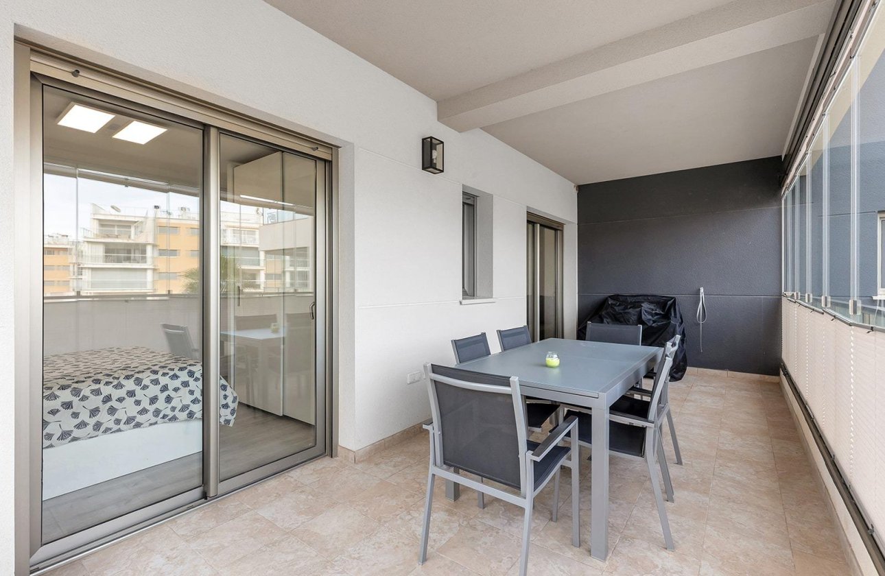 Resale - Apartment / flat - Orihuela Costa - Los Dolses