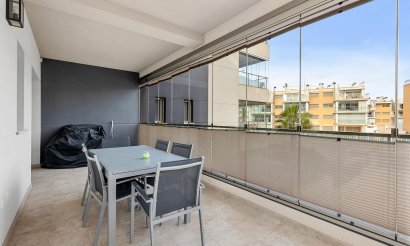 Resale - Apartment / flat - Orihuela Costa - Los Dolses