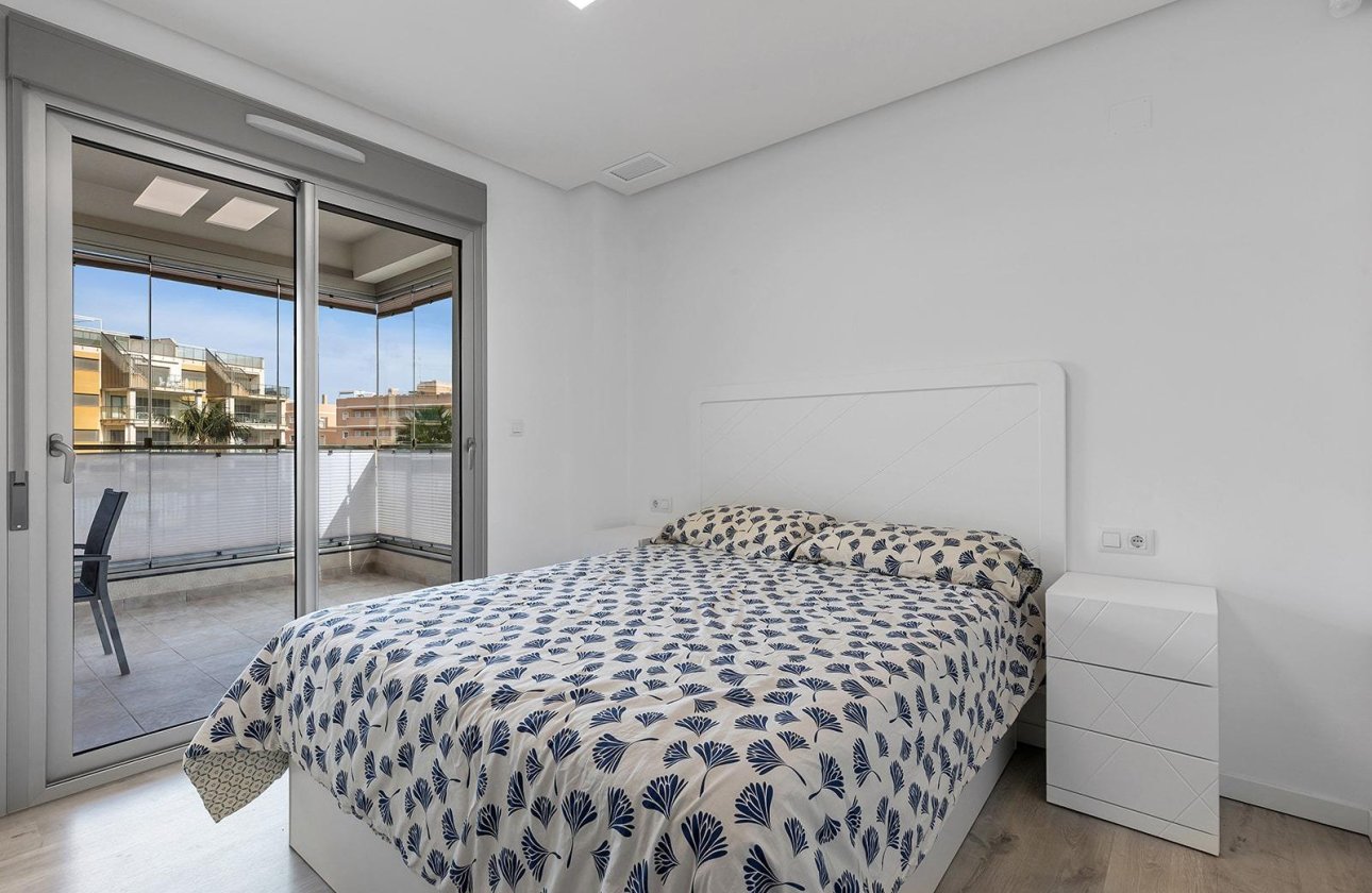 Resale - Apartment / flat - Orihuela Costa - Los Dolses