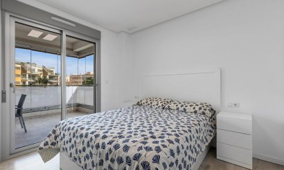 Resale - Apartment / flat - Orihuela Costa - Los Dolses
